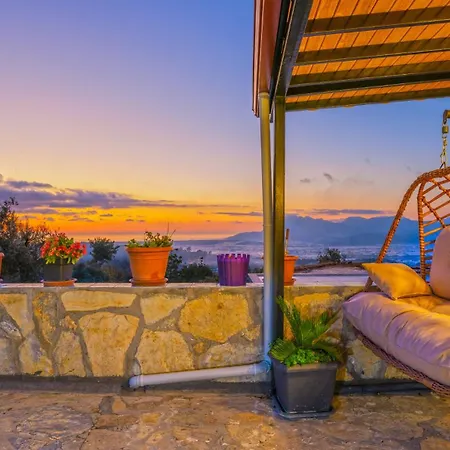 Sahin -1-3 Bedroom-sleep 6 People- Sahin 2-1 Bedroom Sleep 2 People Kaş